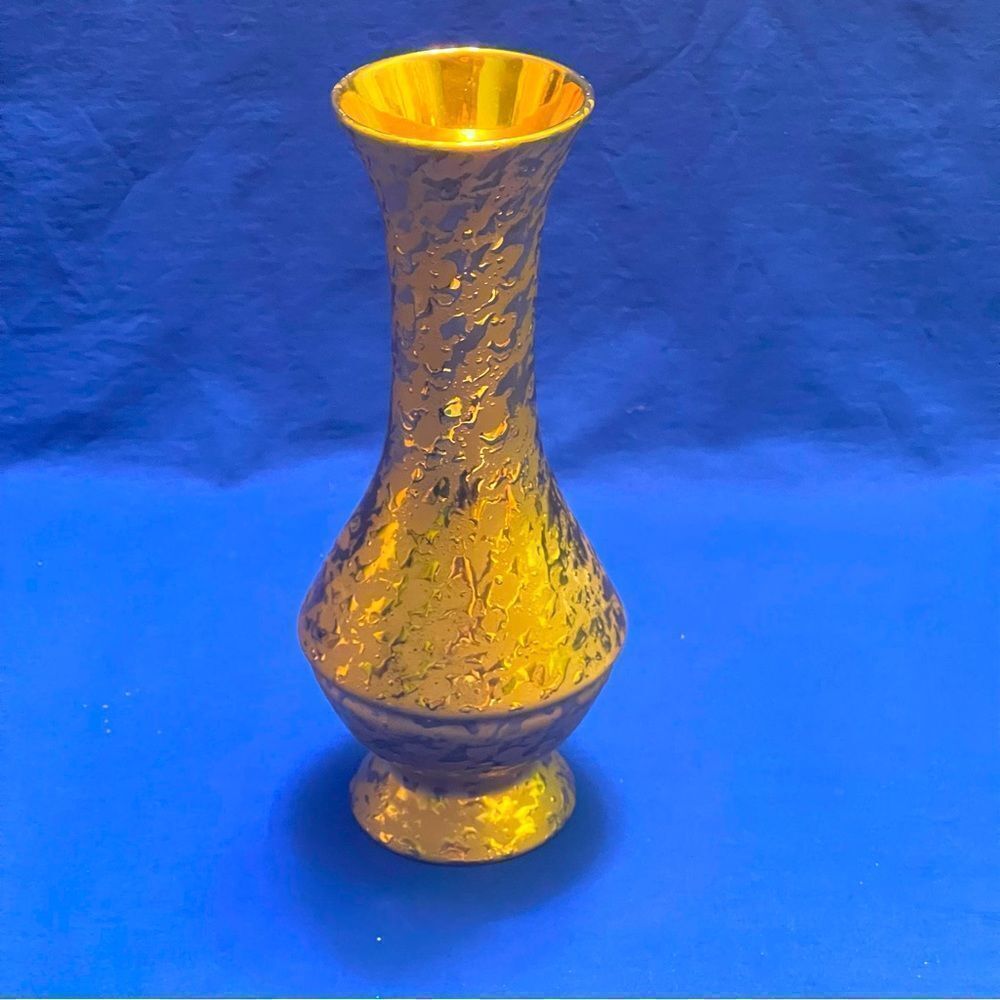 Vase Porcelain weeping gold